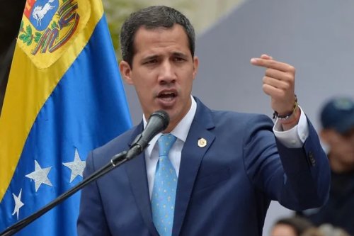 Venezuelan prosecutors issue arrest warrant for opposition leader Juan Guaidó