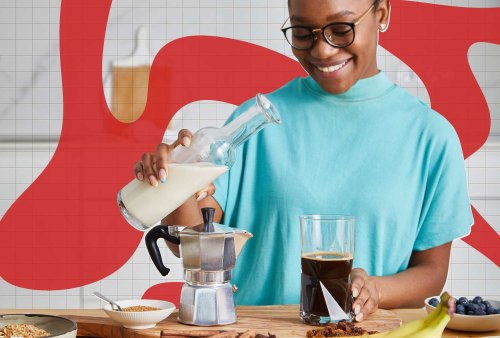 We Asked 3 Dietitians Their Favorite Plant-Based Milk—They All Said the Same Thing