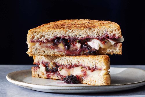 5-Ingredient Brie and Blackberry Jam Grilled Cheese