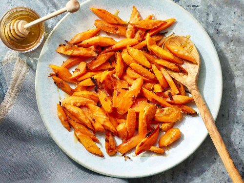 Hot Honey Parmesan Carrots: Who Knew Carrots Could Taste This Good?