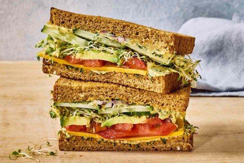 This Cucumber-Avocado-Tomato Sandwich Has 20 Grams of Protein