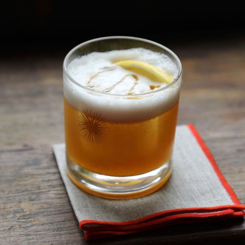 18 Cocktails With a Lemony Twist