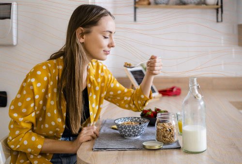The #1 Morning Habit to Break for Weight Loss, According to Dietitians