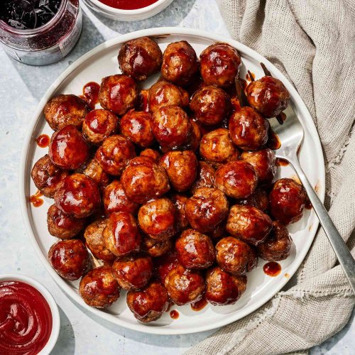 Barbecue Grape-Jelly Meatballs