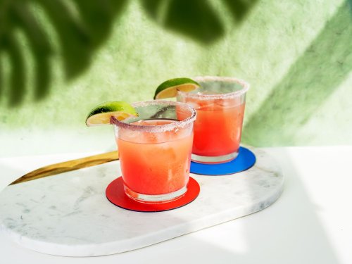 16 Cocktails Perfect for a Summer Get-Together
