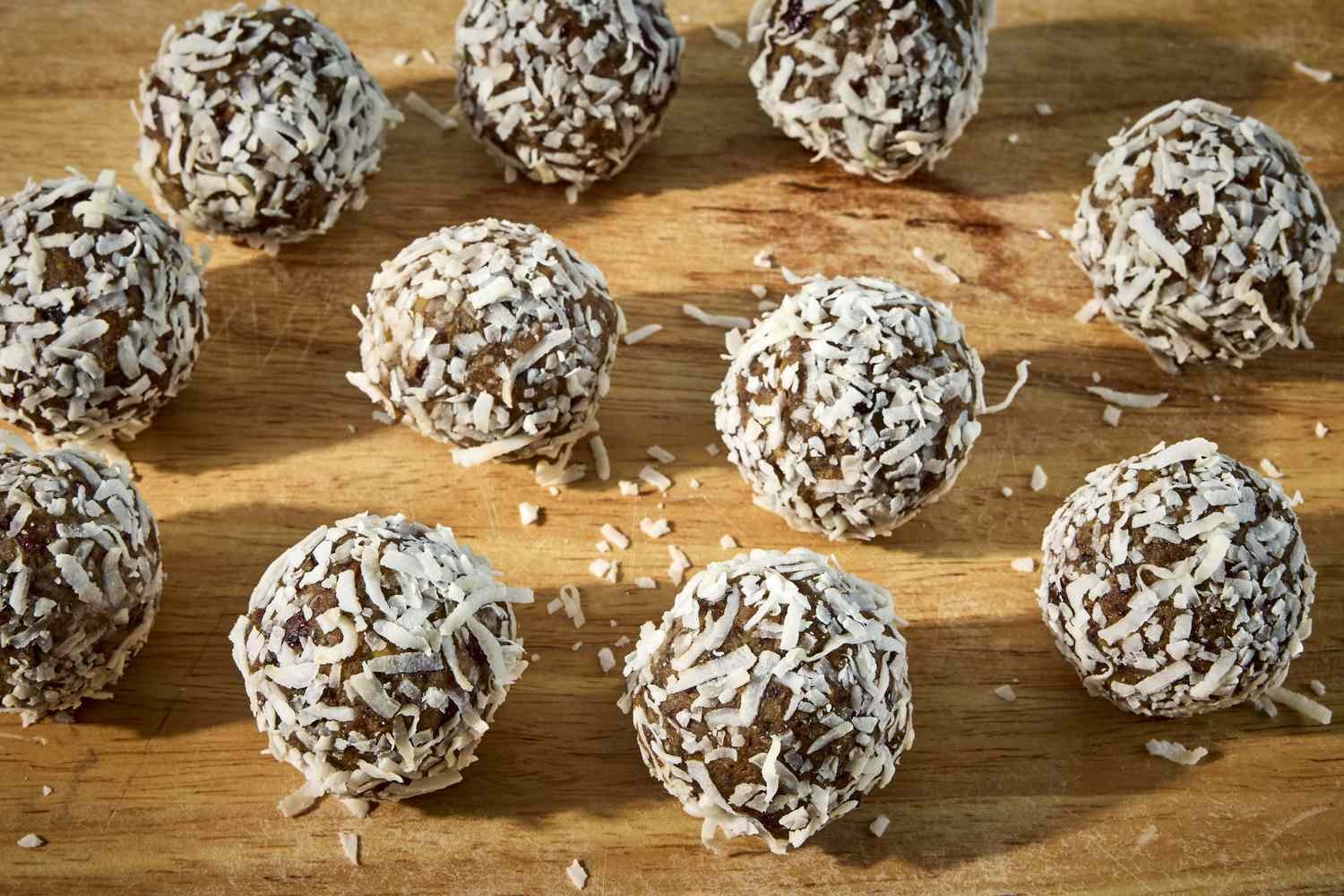 Trail Mix Energy Bites Are an Easy, High-Protein Snack