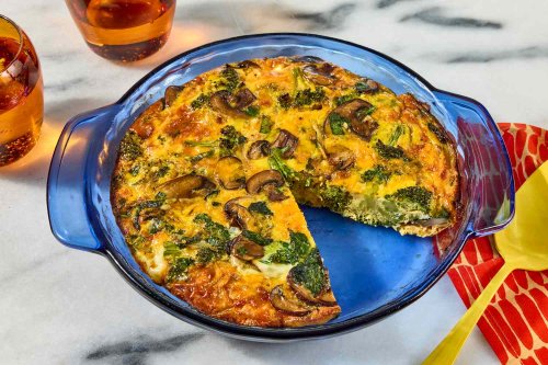 This Spinach, Broccoli & Mushroom Quiche Packs 15 Grams of Protein per Slice