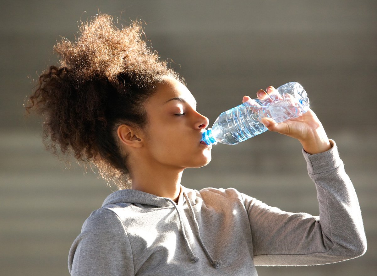 What Happens To Your Skin When You Drink Water Every Day
