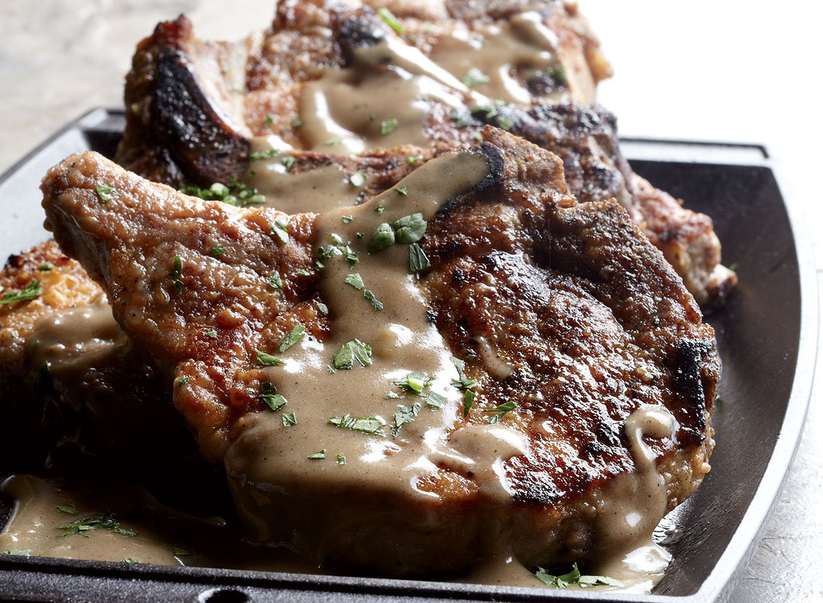 Low-Calorie Smothered Pork Chops Recipe