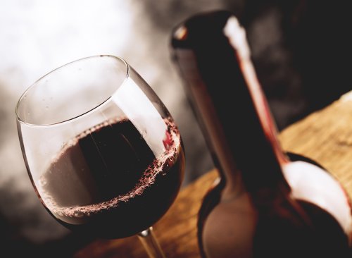 One Major Side Effect of Drinking Red Wine, Says New Study