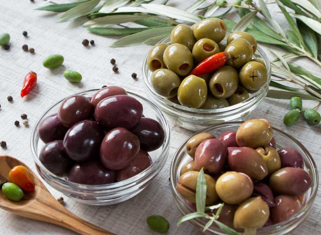 15 Best Foods to Eat from The Mediterranean Diet