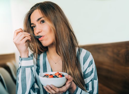 8 Eating Habits People with Healthy Cholesterol Swear By