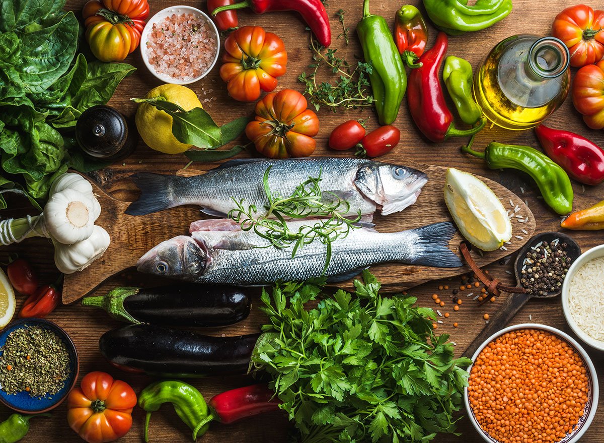 13 Foods to Buy If You're on the Mediterranean Diet