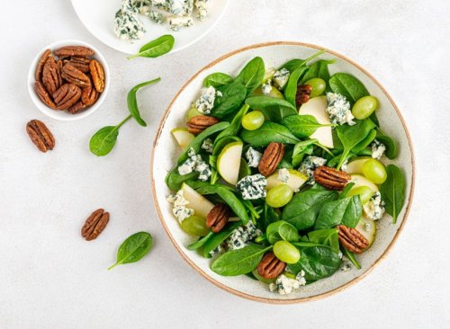The Green Mediterranean Diet Can Help Reduce Even More Visceral Fat, Study Says