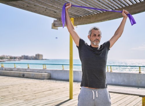 This 10-Minute Visceral Fat Reducer Is What Your Belly Needs at 50, Trainer Says