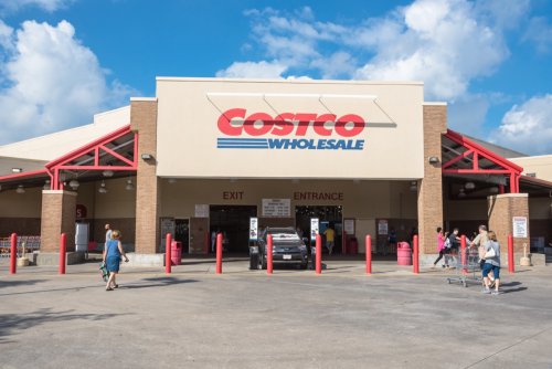 Costco Shoppers Say These New Ice Cream Sandwiches Are "Dangerously Good"