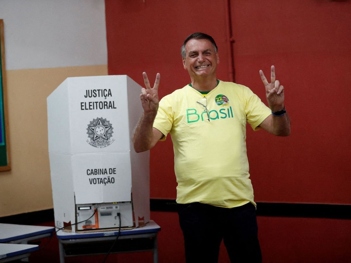 La bolsa y el real suben tras la victoria de Lula en las elecciones de Brasil
