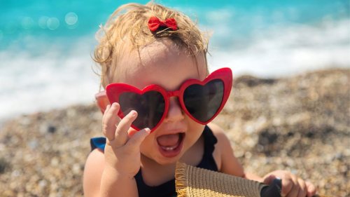 Ab wann braucht mein Baby oder Kleinkind eine Sonnenbrille?