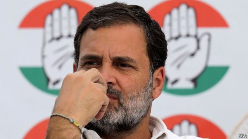 Gandhi v Modi: crunch time for Congress as India prepares to vote