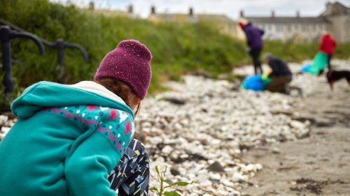 A tiny island fights the scourge of plastic on the beach