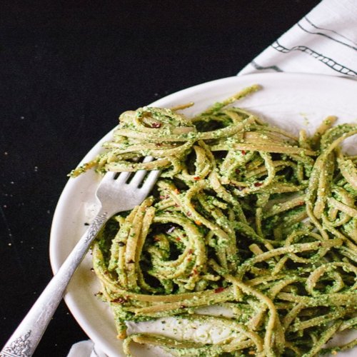 Zucchini Pasta with Kale Pesto: Easy Recipe even Non-Vegans will Love - Ecophiles
