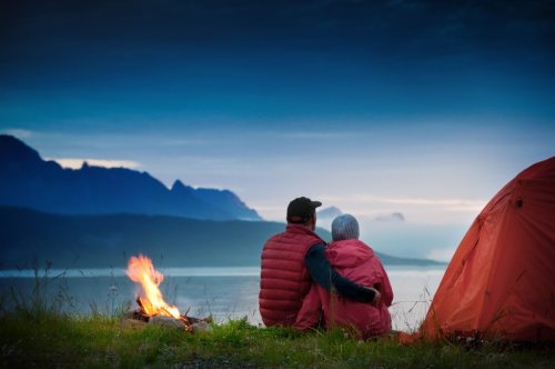 The Ultimate Romantic Camping Guide: How to plan a cozy couples trip