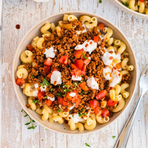 Türkische Pasta mit Joghurt – aber vegan - Eine Prise Lecker