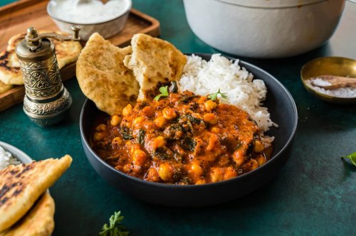 Einfaches, schnelles und würziges Kichererbsen Curry mit Spinat (vegan)