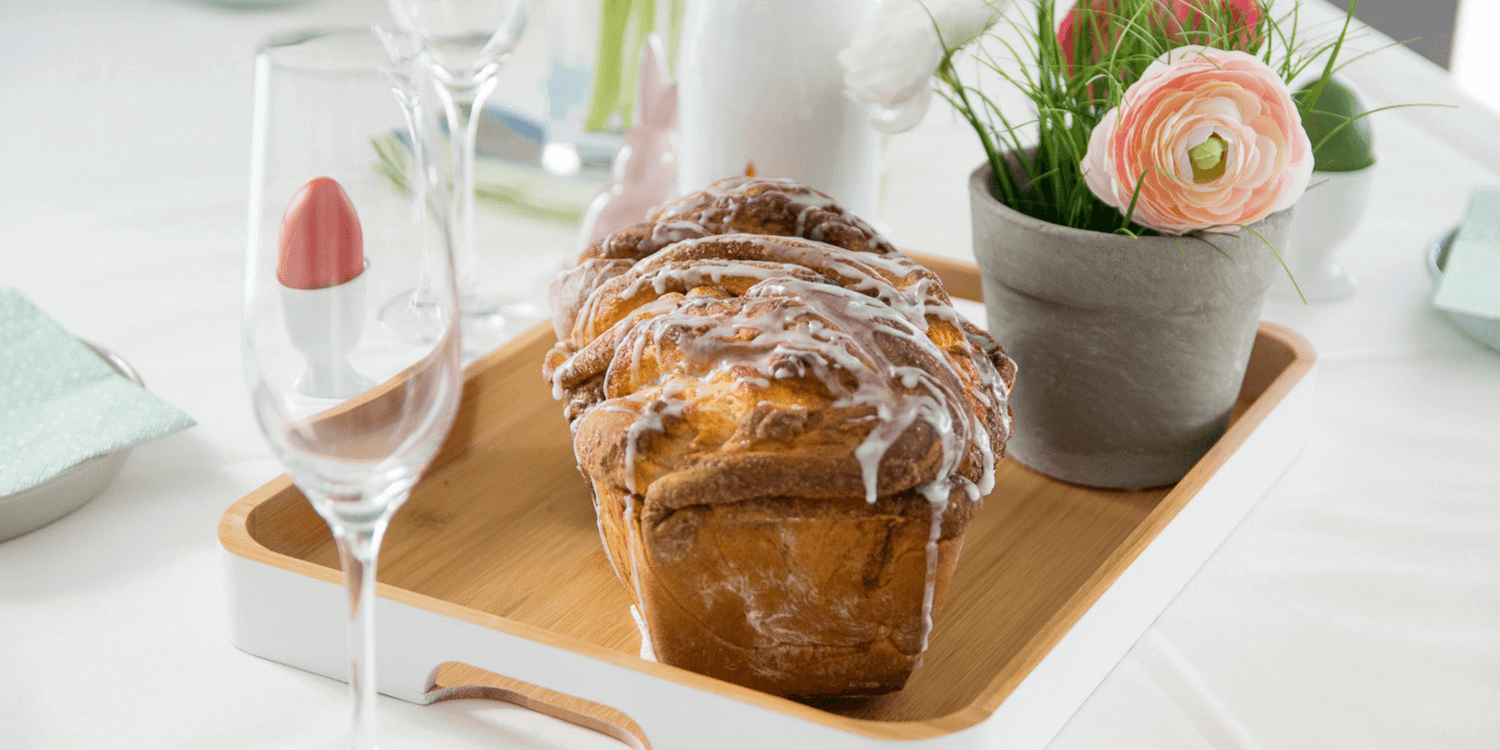 Der perfekte Zimt Hefezopf zum Oster Sekt Frühstück