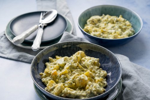 Kartoffelsalat mit Mayonnaise – so einfach und lecker machst du ihn selber