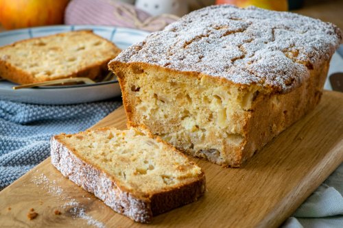 Saftiger Apfel Marzipan Kuchen – einfach, lecker und herbstlich