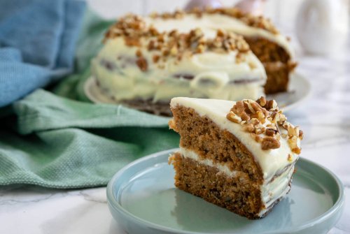 Carrot Cake mit Frischkäsefrosting – super lecker und saftig