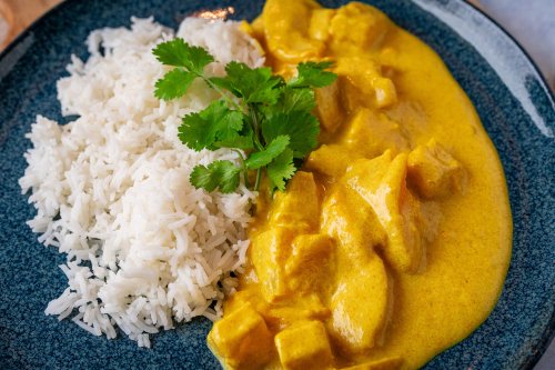 Blitz-Rezept: Vegetarisches Curry mit Pfirsich und Ananas