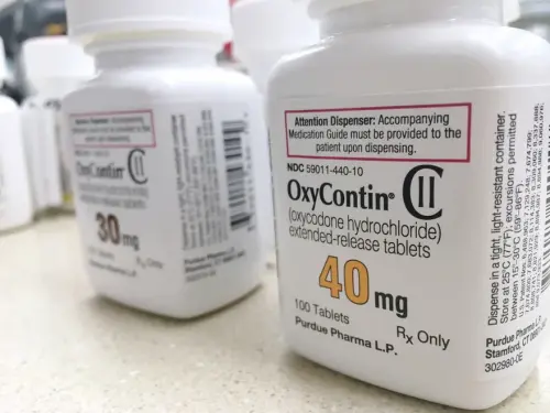 Buy Oxycodone 40mg Online - Eir Pharmacy 360 ©