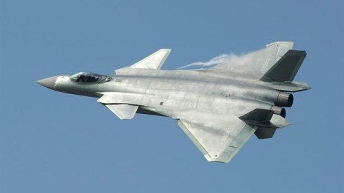 China muestra sus avances en fuerza aérea para competir con Rusia y EEUU