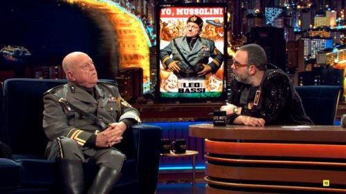 Bob Pop presentó 'Late Motiv' ante el 'Mussolini' Leo Bassi: "Al fascismo no le gusta el humor"
