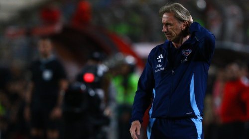 Gareca le baja el perfil a triunfo de la U por Copa Libertadores en la víspera del partido ante Estudiantes de La Plata