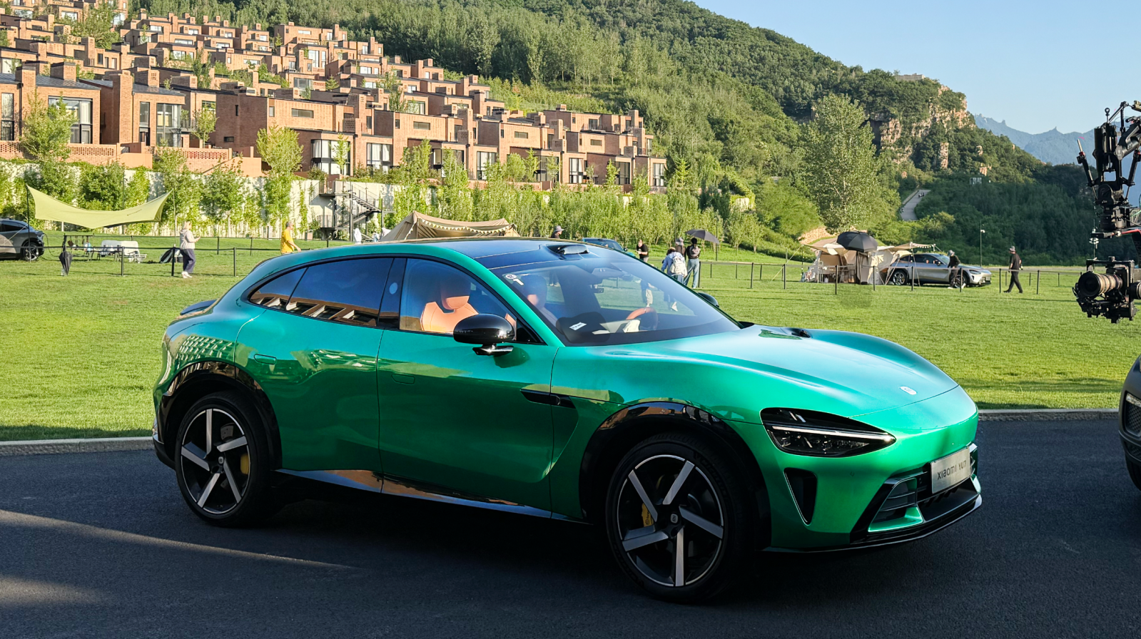 Xiaomi YU7 first drive: a $35,000 Ferrari-looking electric SUV with over 400 miles of real range