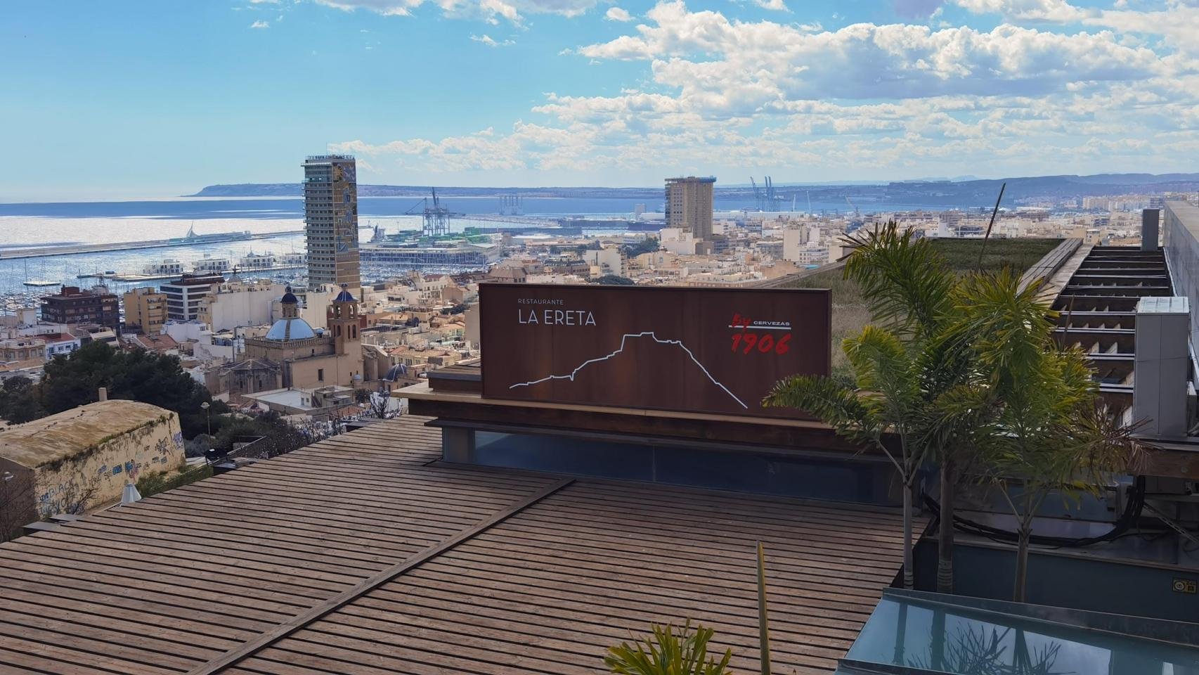 La mejor mesa de restaurante en la Comunitat Valenciana será con sus arroces la imagen de Alicante en el mundo