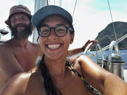 La aventura nómada de una tinerfeña y un francés: de hacer barco-stop a recorrer el mundo en su velero - L@s Jardiner@s