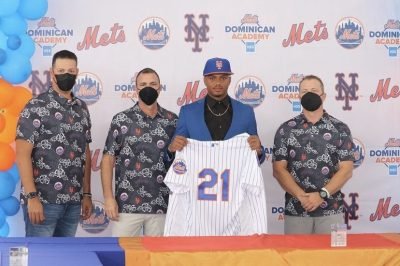 Mets sign Simon Juan in strong international signing class