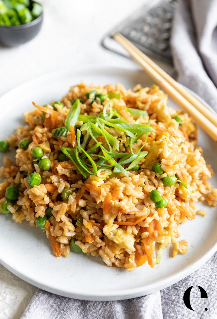 Healthy Fried Rice Recipe (It’s Easy!)
