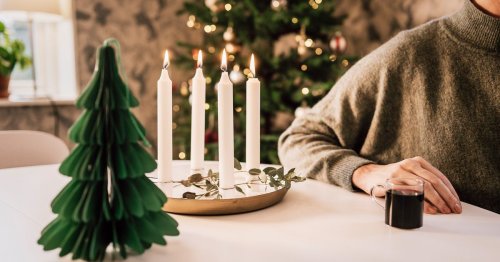 Weihnachten 2024: Dieses Jahr setzen wir auf Deko in DIESER Farbe