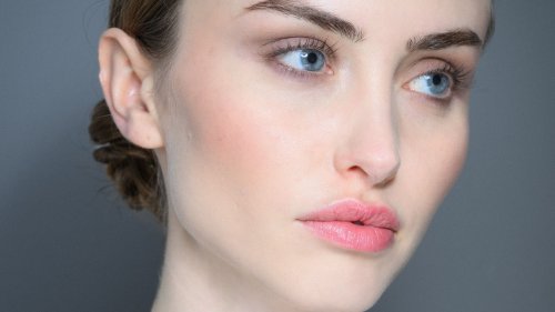 Mehr als 700 5-Sterne-Bewertungen: Das ist die beliebteste Sonnencreme bei dm