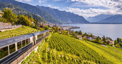 Der GoldenPass Express zeigt wie stilvoll Zugreisen sein können