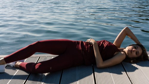Mikroplastik in Activewear: Eine Gründerin erklärt, warum sie lieber auf natürliche Fasern setzt