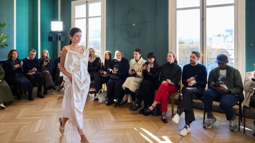 Von wegen klassisch! Immer mehr Bräute wählen ein Outfit, das nicht aus einer Wedding-Boutique kommt