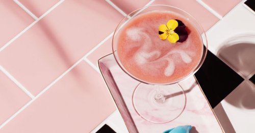 Rezept: Bio Frozen Bellini ist der Trend-Drink für den Sommer 2022 – und so schmeckt er