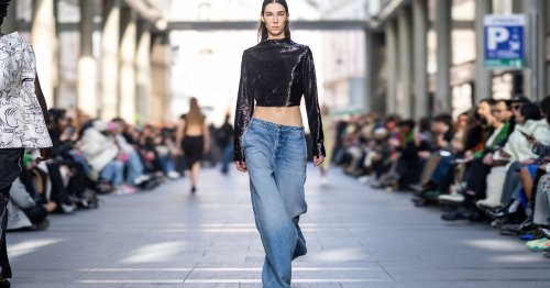 Mode-Trend 2023: Im Frühling tragen wir ausschließlich diese Jeans!