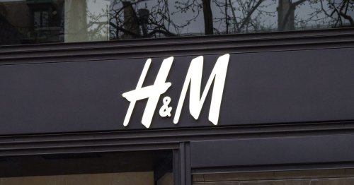 Der Kleid-Shirt-Modetrend von H&M – ideal für den Frühling